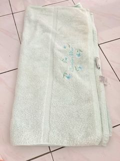 (Category: ) located in . Submitted by azthrift69 (Listing ID 1457182472, Image 1). Description: .