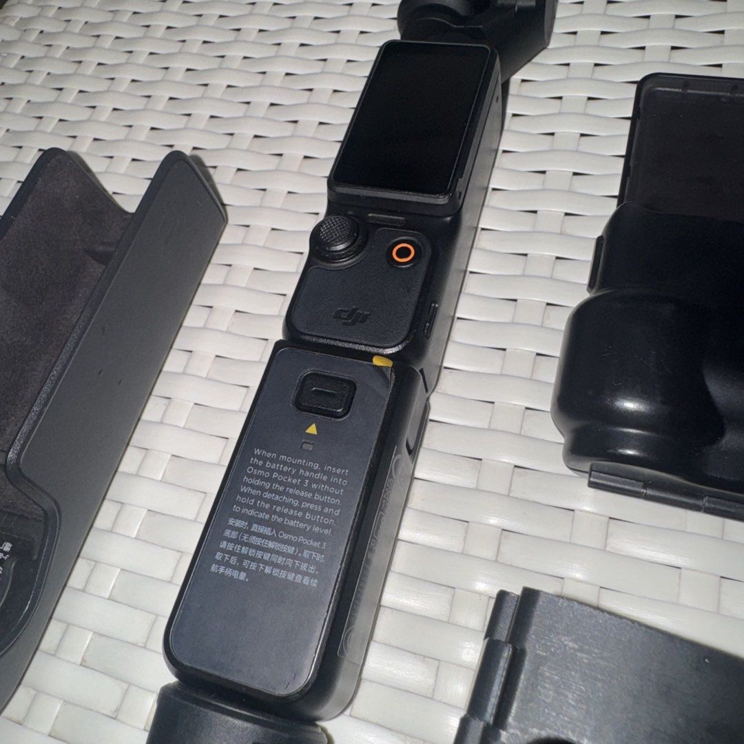 Dji osmo 3 (Category: Cameras) located in Cebu City. Submitted by gilejehhk (Listing ID 1457259171, Image 2). Description: dji osmo pocket 3.