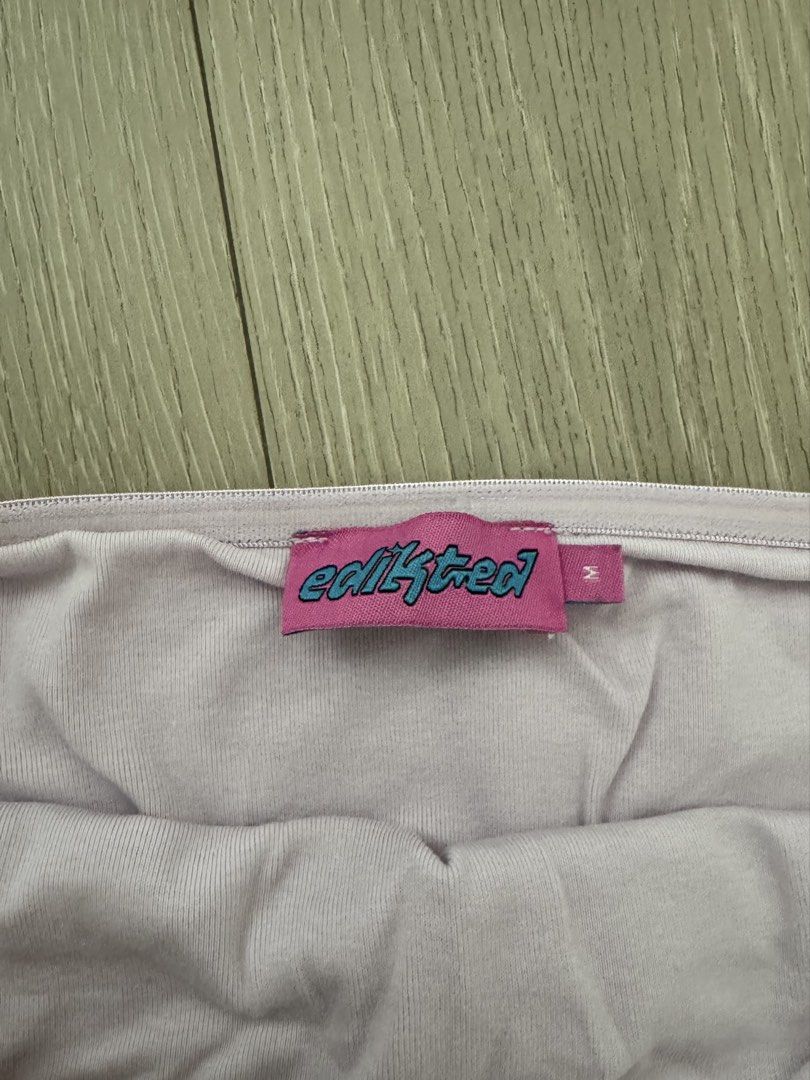Edikted Lilac Tube Top Size M (Category: Sleeveless) located in Manila. Submitted by soup06 (Listing ID 1457300827, Image 2). Description: Lilac tube top from Edikted. Very simple and casual. .