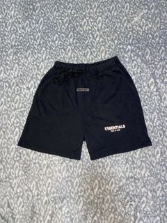 (Category: ) located in . Submitted by goods_thrift (Listing ID 1457257612, Image 1). Description: .