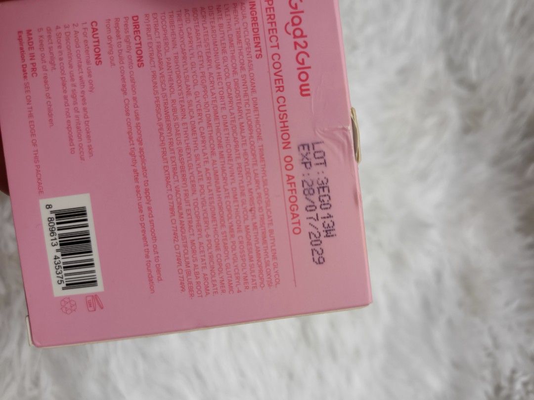 Glad2glow cushion (Category: Makeup) located in Manila. Submitted by juuicyyy14 (Listing ID 1457156753, Image 3). Description: .