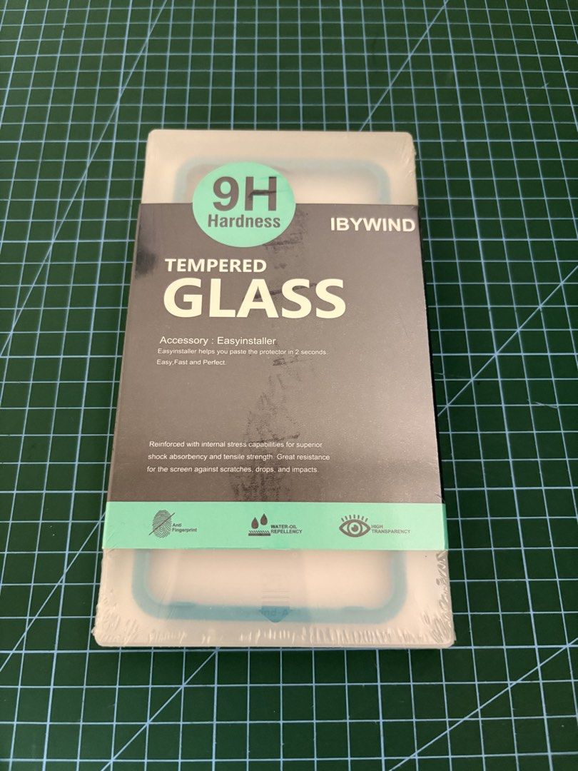 Google Pixel 8 Pro accessories (Category: Cases & Sleeves) located in San Juan City. Submitted by suman34 (Listing ID 1457239736, Image 2). Description: Google Pixel 8 Pro tempered glasses for screen and camera. I’ve used 1 Spigen glass for the screen and one for the camera. RFS: changed phone Other tempered glasses are unused and still sealed..