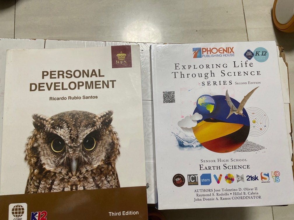 Grade 11 books - Exploring life through science (Category: Textbooks) located in Pasig City. Submitted by anna_banana1701 (Listing ID 1457198700, Image 1). Description: Grade 11 books .