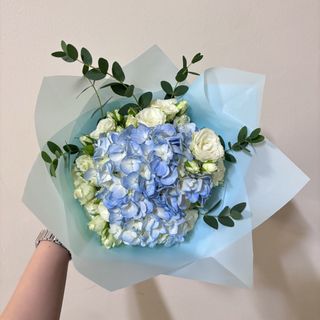 (Category: ) located in . Submitted by julyblooms.sg (Listing ID 1457174574, Image 1). Description: .