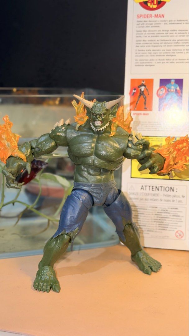 Marvel Legends Green Goblin (Build-A-Figure) (Category: Figurines & Statues) located in Paranaque City. Submitted by toyvinzcollections (Listing ID 1457300860, Image 1). Description: Set Sale Only: Freshly Built Green Goblin BAF Condition: Loose / used for photography ONLY Price: ₱2800 💸 MOP: GCASH / Bank Transfer / MAYA 🚚 MOD: LALAMOVE / GRAB / Flash Express LBC COP - PAYMENT thru GCash//Bank Transfer/MAYA 📍 LOCATION: Parañaque / Quezon City 