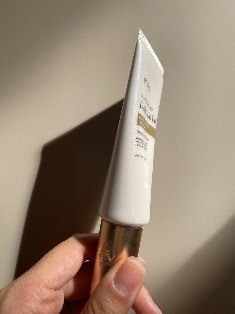 Grwm daily skin tint (Category: Makeup) located in Las Pinas. Submitted by declutteredna (Listing ID 1457218571, Image 2). Description: Around 80% full Gcash | lalamove or jnt .