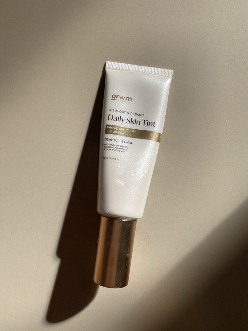 Grwm daily skin tint (Category: Makeup) located in Las Pinas. Submitted by declutteredna (Listing ID 1457218571, Image 3). Description: Around 80% full Gcash | lalamove or jnt .