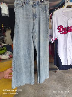 (Category: ) located in . Submitted by mhm_butik2017 (Listing ID 1457284808, Image 1). Description: .