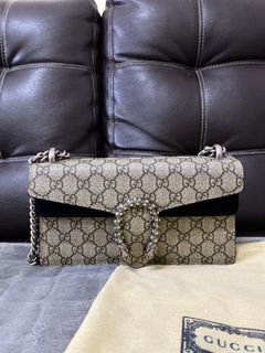 (Category: ) located in . Submitted by luxeshop.co (Listing ID 1457197909, Image 1). Description: .