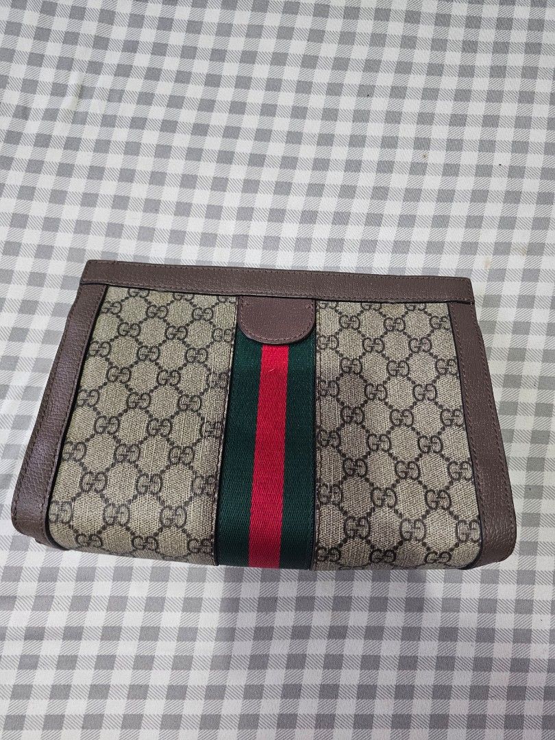 Gucci Sling Bag Coded (Category: Luxury Bags & Wallets) located in Manila. Submitted by jannabianca (Listing ID 1457240993, Image 3). Description: personal bag, used once.