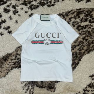 (Category: ) located in . Submitted by ejay.thrift.clothes (Listing ID 1457310634, Image 1). Description: .