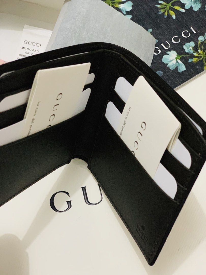 Gucci wallet with original receipt (Category: Luxury Bags & Wallets) located in Manila. Submitted by livegem_66f251 (Listing ID 1457167761, Image 1). Description: .