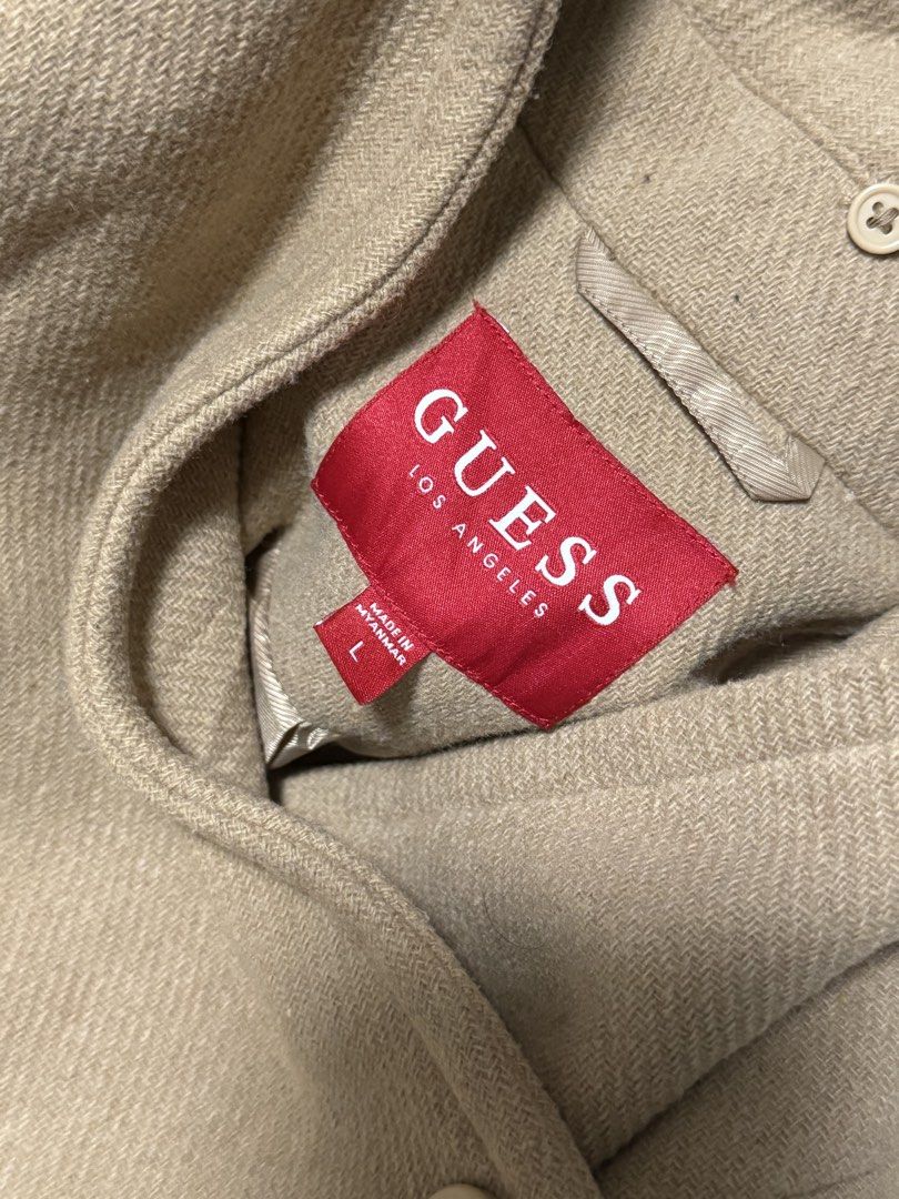 Guess Autumn/Winter Coat (Med-Large) (Category: Coats, Jackets and Outerwear) located in San Fernando. Submitted by annieprelovedshop (Listing ID 1457317712, Image 3). Description: Original Guess Coat .