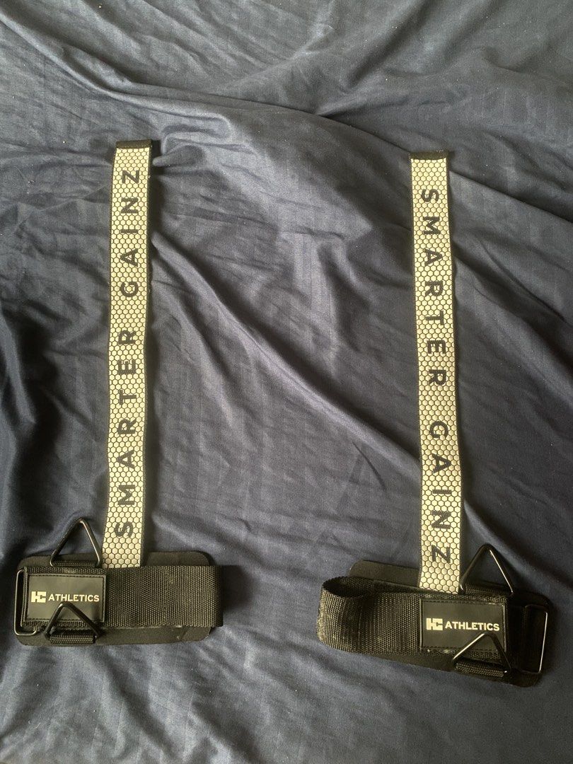 GYM ACCESSORIES TAKE ALL (Category: Weights & Dumbbells) located in Manila. Submitted by biagconginan.999 (Listing ID 1457160651, Image 2). Description: -1x pair HC Cuff Straps -1x pair XXAO cuff straps -1x WeightLifting Dip Belt.