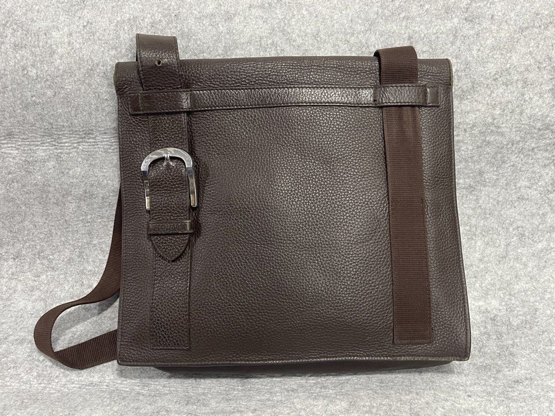 hermes (Category: Looking For) located in Calamba. Submitted by thriftingoverload (Listing ID 1457184379, Image 3). Description: plus shipping fee.