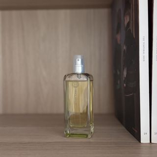 (Category: ) located in . Submitted by scentcat (Listing ID 1457243569, Image 1). Description: .