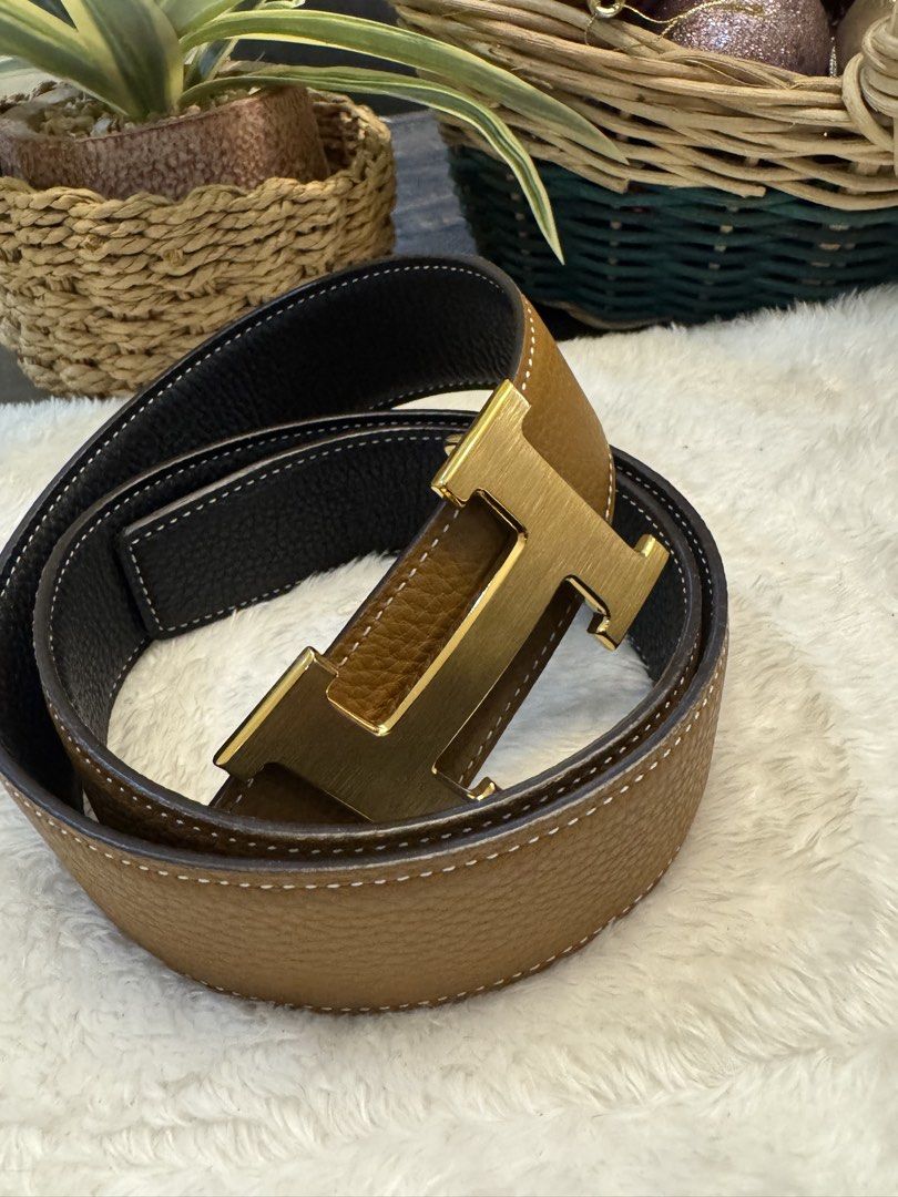 Hermes Oran reversible belt (Category: Luxury Accessories) located in Quezon City. Submitted by luxeluggagestation (Listing ID 1457329480, Image 1). Description: 💯% Authentic money back Selling for a friend Hermes Bicolor H buckle Reversible Can fit up to 39inch of waist .