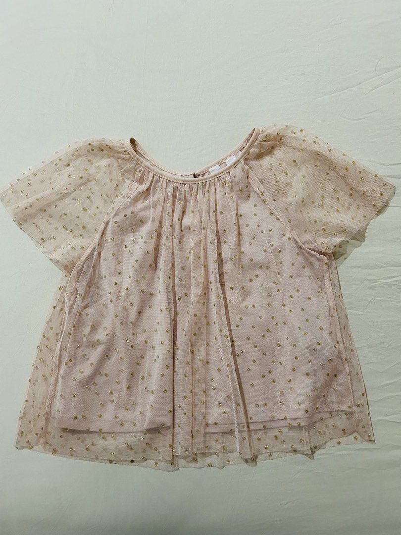 H&M kids dainty top (Category: Babies & Kids Fashion) located in Quezon City. Submitted by practicalnanay (Listing ID 1457304890, Image 1). Description: Decluttering my kids’ clothes SF c/o buyer Pickup location: Tandang Sora QC (landmark Sauyo HS).