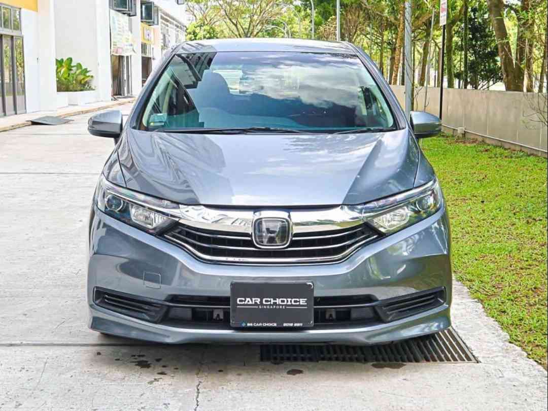 Honda Shuttle Hybrid 1.5 (A) (Category: Used Cars) located in Singapore. Submitted by sgcarchoicewc (Listing ID 1457177572, Image 1). Description: Sales Contact: Casper Lim tel:90687290 .