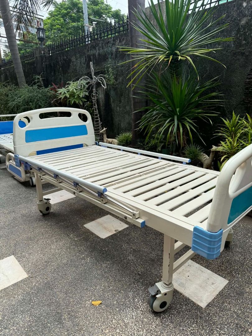 Hospital Bed (Category: Medical Supplies & Tools) located in Caloocan City. Submitted by vastgem_7063b1 (Listing ID 1457148178, Image 1). Description: .