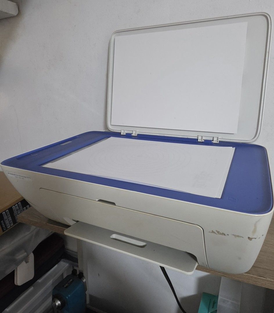 HP DeskJet Ink Advantage 2676 Printer Scanner Copy (Category: Printers, Scanners & Copiers) located in San Mateo. Submitted by luckycrystal.d20820 (Listing ID 1457213531, Image 1). Description: - HP DeskJet Ink Advantage 2676 - Functions: Print, Scan, Copy - Includes power cable - Minor scuffs on casing (normal wear) - Fully functional and works well - Ideal for home or office environments.