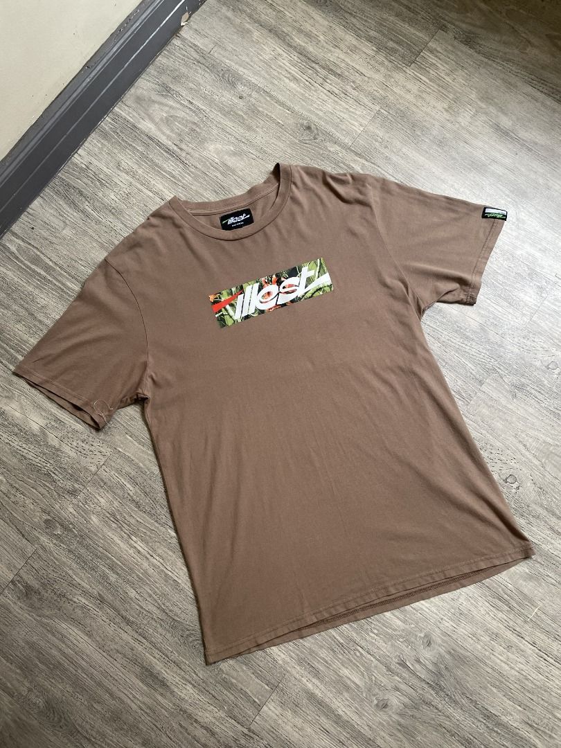 ILLEST SHIRT (Category: Activewear) located in Caloocan City. Submitted by chapter_01 (Listing ID 1457196650, Image 1). Description: - Authentic - No issues, Slightly used only - Need wash only Size: L to XL 20X30.5 - Negotiable.
