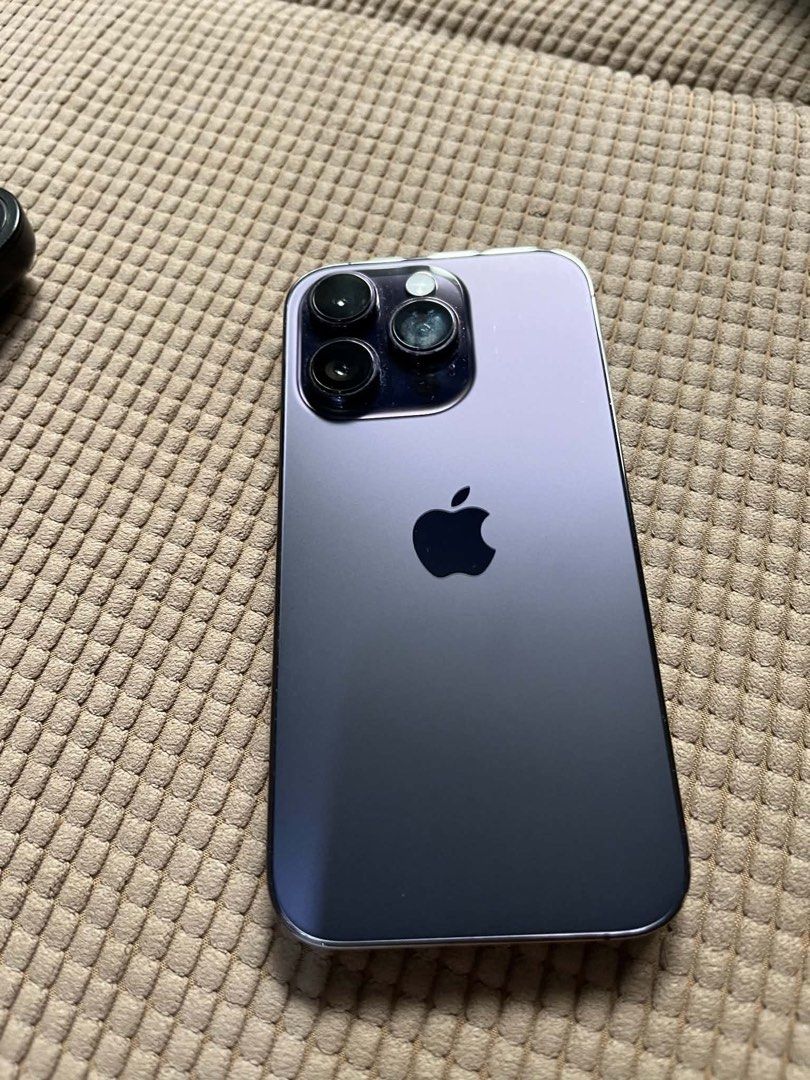Iphone 14pro 25G GB (Category: iPhone 14 Series) located in Pasig City. Submitted by ptyfsl (Listing ID 1457183776, Image 2). Description: RFS: upgrade to 17pro Globe locked w/ box and receipt Pwede po sa maselan, unit super makinis pa po. Battery health life for replace lang po Below 78% yan lang po pero super goods pa. W/ free case (5pcs purple color).