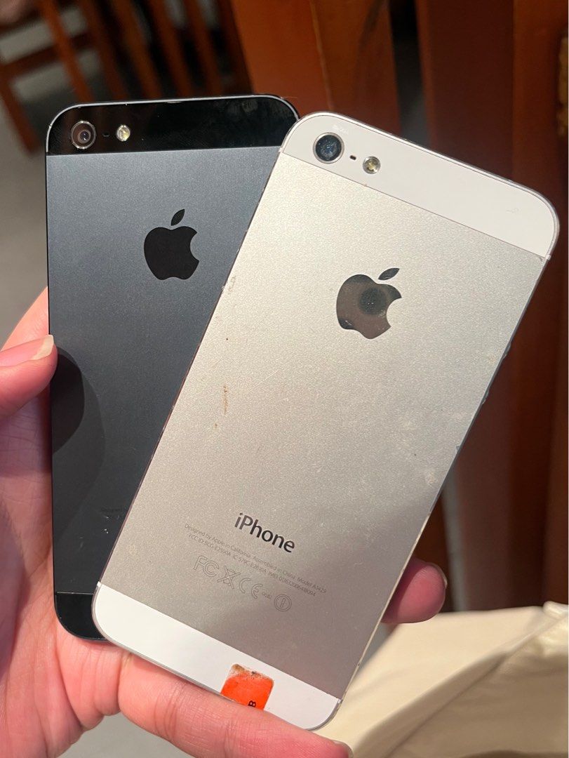 iPhone 5 - TEXT ME IF INTERESTED 095******80 (Category: Others) located in Manila. Submitted by zephyrmonroe (Listing ID 1457279391, Image 1). Description: hello, people! selling my iPhone 5 in silver and black, 16GB for ₱1,500 each! perfect for WiFi use, Apple ID sign-in, AirDrop, and camera/digicam use. minimal scratches from normal use but doesn’t affect the performance at all. Unit only. meet-up available, preferably meetup. handling fee may 