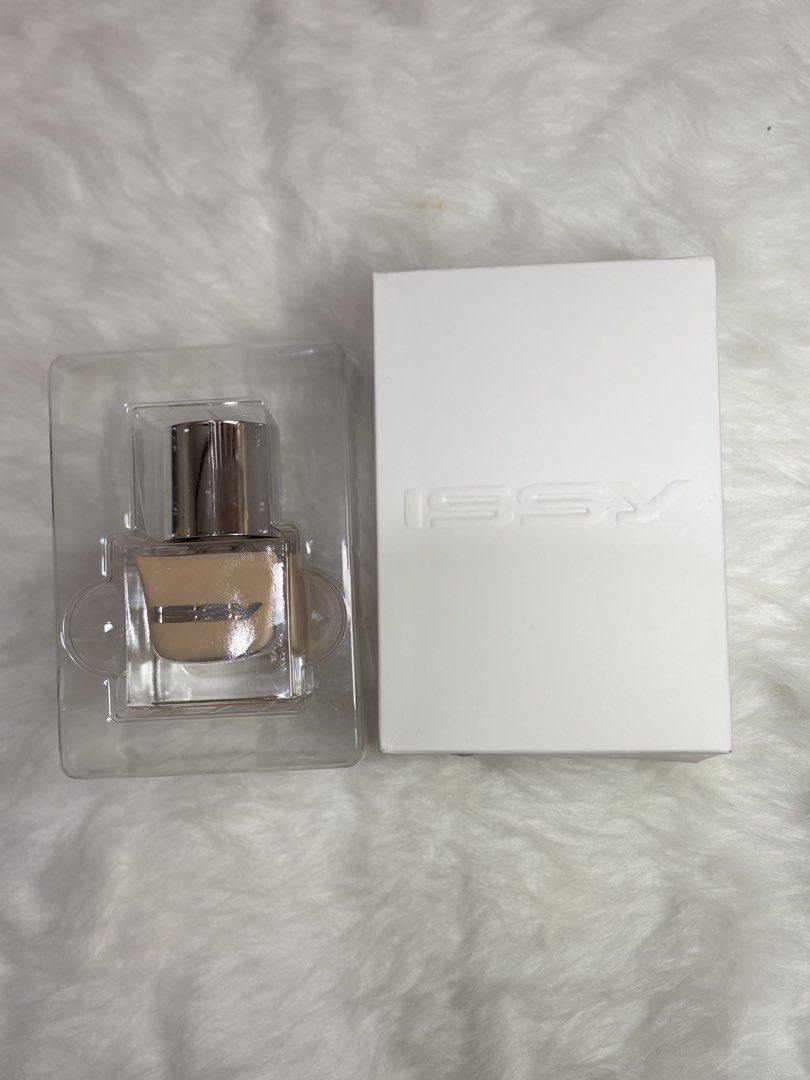 ISSY Active Foundation NL2 with Box (Category: Makeup) located in Cavite. Submitted by alyloop (Listing ID 1457230147, Image 3). Description: Brandnew - Shade: NL2.