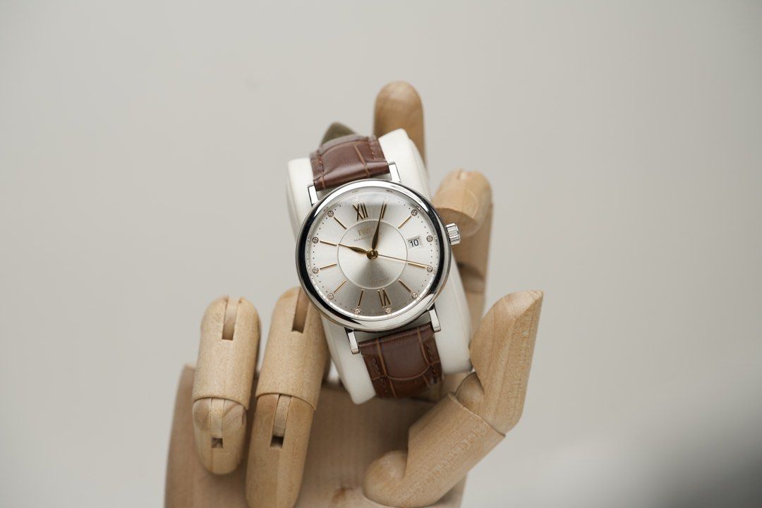 IWC Schaffhausen Portofino (Category: Women's Watches) located in Makati City. Submitted by c_tanada (Listing ID 1457276596, Image 1). Description: IWC Portofino (Ladies) Ref no. IW458101 Year: 2020 Case: 37mm, Steel Dial: Burst Silver, w/ Diamond Hour Markers Movement: Automatic Strap: original IWC Leather strap Inclusions: ✅ Box ✅ Leather travel case ✅ Warranty Card DM us to set your viewing appointments in Legazpi Village, Makati and BF Homes,