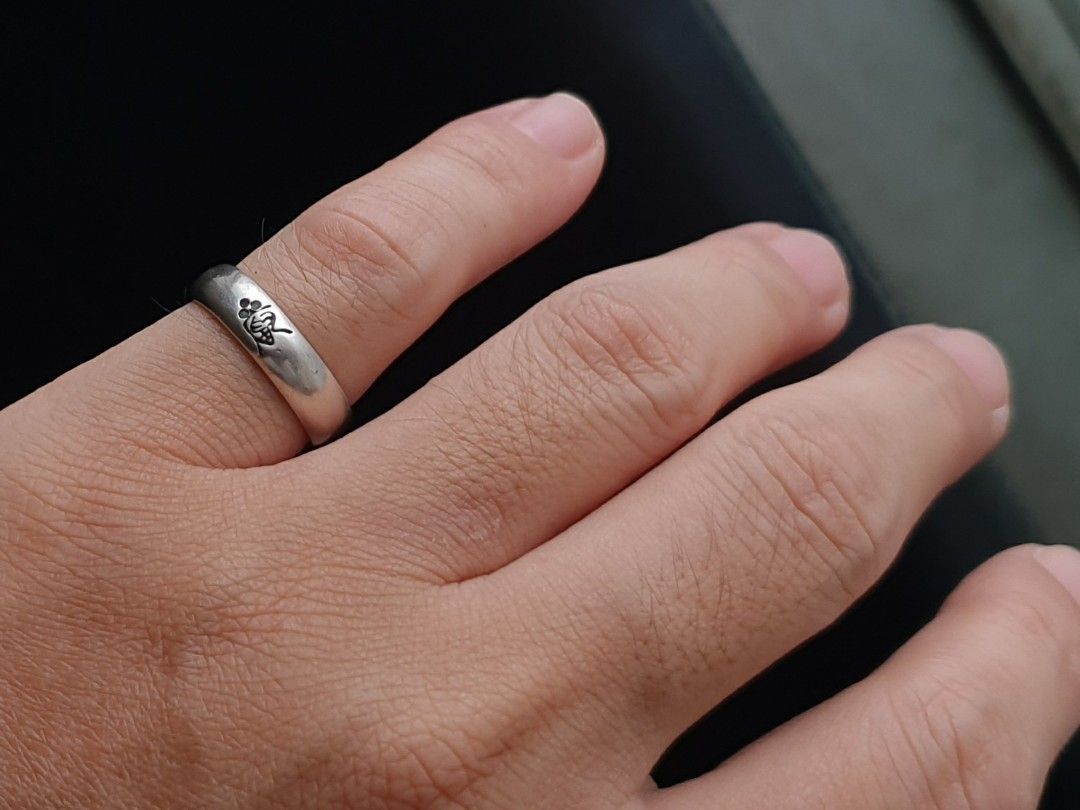 Japan Sterling Silver 925 Ring (Category: Rings) located in Quezon City. Submitted by WasalakTwo (Listing ID 1457325047, Image 2). Description: Bought in Japan Goodcondition Size 7.5 Open for delivery nationwide.