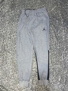 (Category: ) located in . Submitted by goods_thrift (Listing ID 1457258007, Image 1). Description: .