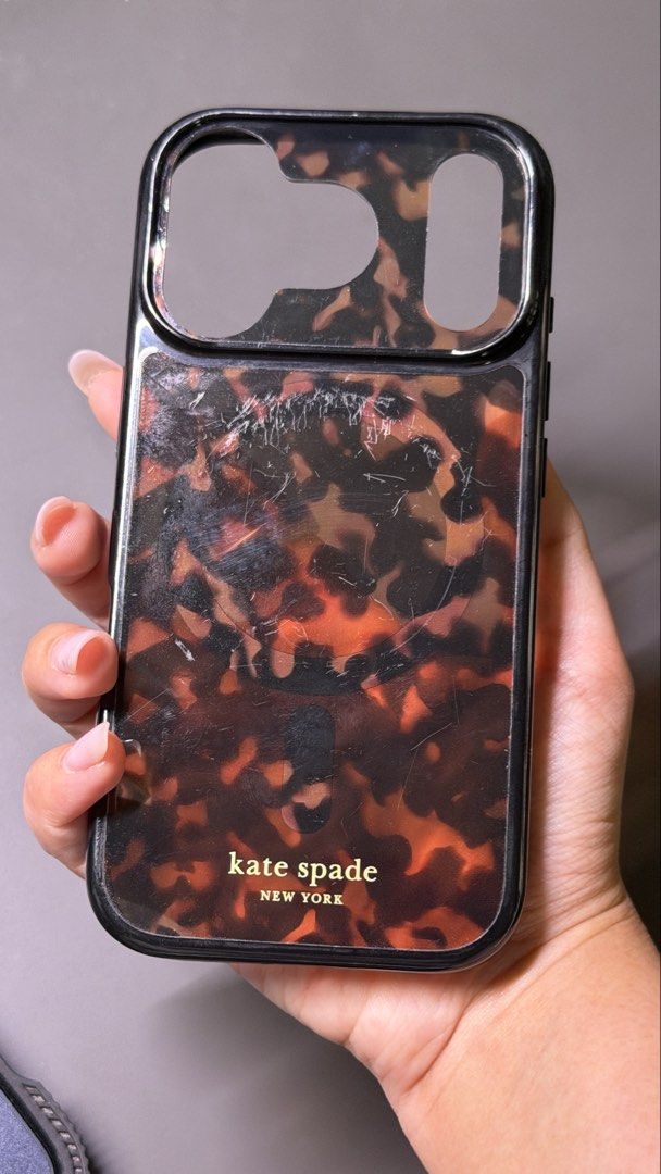 Kate Spade Tortoiseshell MagSafe case for iPhone 17 Pro (Category: Cases & Sleeves) located in Paranaque City. Submitted by alyssers (Listing ID 1457202386, Image 3). Description: Kate Spade Tortoiseshell MagSafe case for iPhone 17 Pro • bought in this condition just to test hehe • no box, will pack safely • has signs of normal use (scratches) • RFS: not bagay pala hehe .