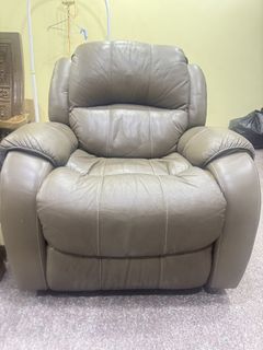(Category: ) located in . Submitted by dodochew (Listing ID 1457259193, Image 1). Description: .