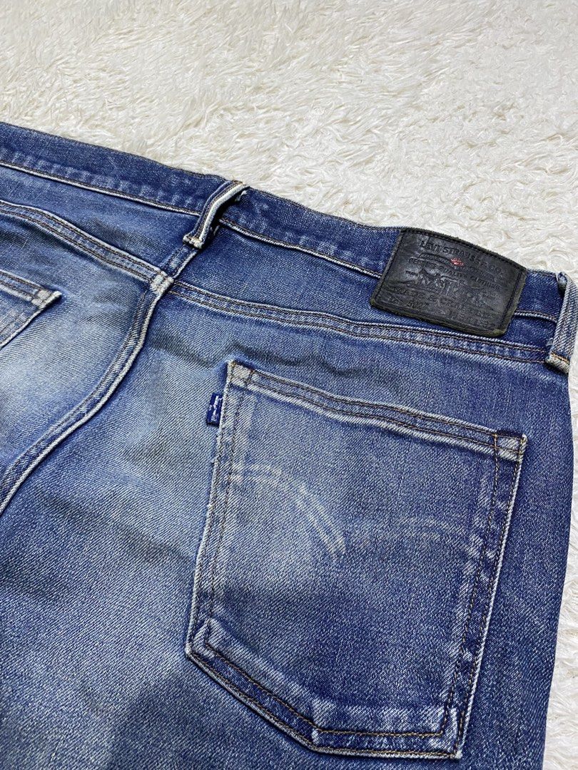 LEVIS LMC 502 TAPER CUT “BIG E” (Category: Jeans) located in Cavite. Submitted by nld_thrift (Listing ID 1457261621, Image 3). Description: LEVIS LMC 502 TAPER CUT “BIG E” W 34 ON TAG (36 Actual) 40 length (Laylayan) Made In JAPAN FLAW: Altered hem/ ripped USED No refund/ no return, ask before buy, all sales are final. IF YOU ARE IN DOUBT ABOUT ANY DETAILS OF THE ITEM YOU’RE PURCHASING PLEASE FEEL FREE TO CONTACT US .