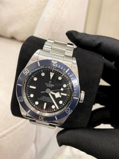 (Category: ) located in . Submitted by luxshare_preloved_ (Listing ID 1457234208, Image 1). Description: .