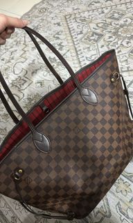 (Category: ) located in . Submitted by annewpreloved (Listing ID 1457182590, Image 1). Description: .