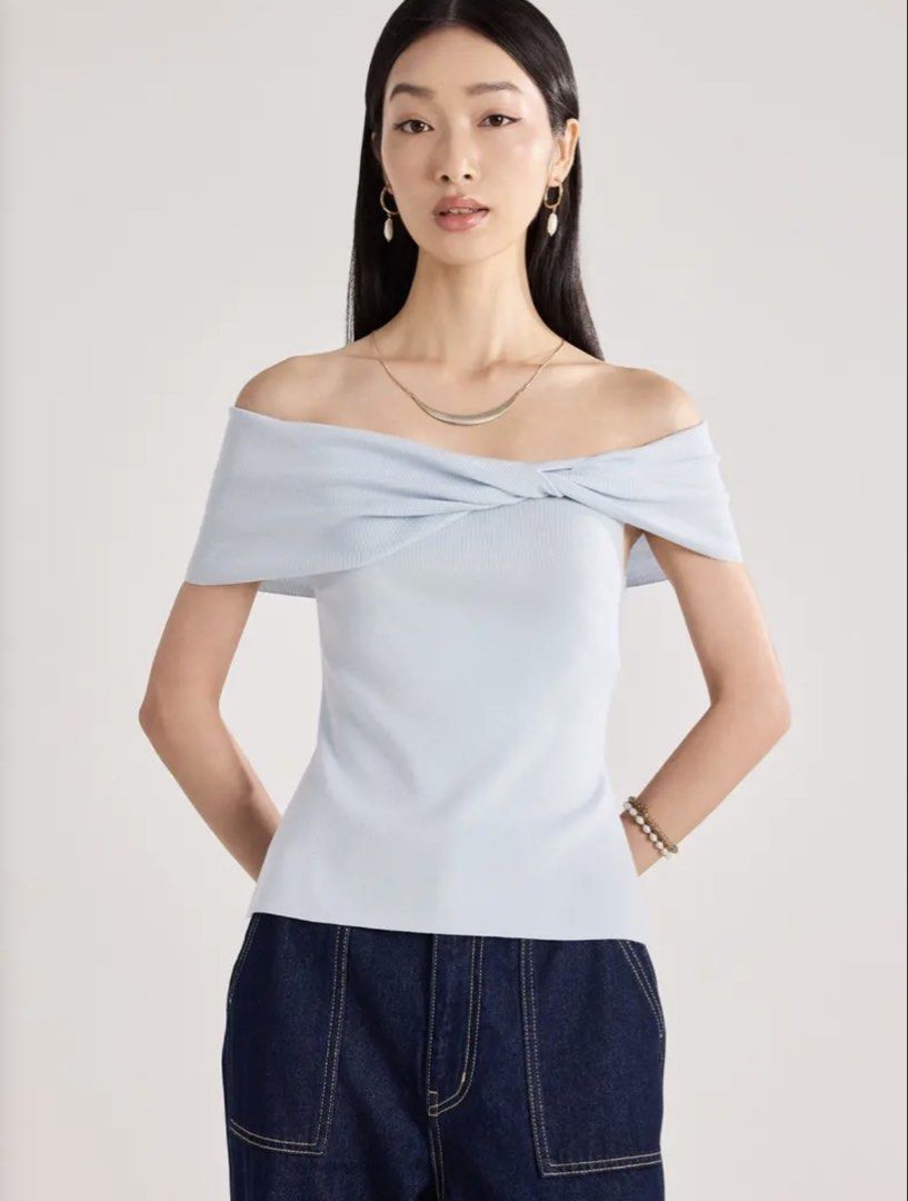 Love Bonito Blue Off Shoulder Top (Category: Others Tops) located in Quezon City. Submitted by shoppingcl (Listing ID 1457194175, Image 1). Description: • Brand new, never been worn with tag • Retails for ₱1990.