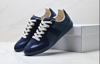 (Category: ) located in . Submitted by khai.uasneakers (Listing ID 1457250300, Image 1). Description: .