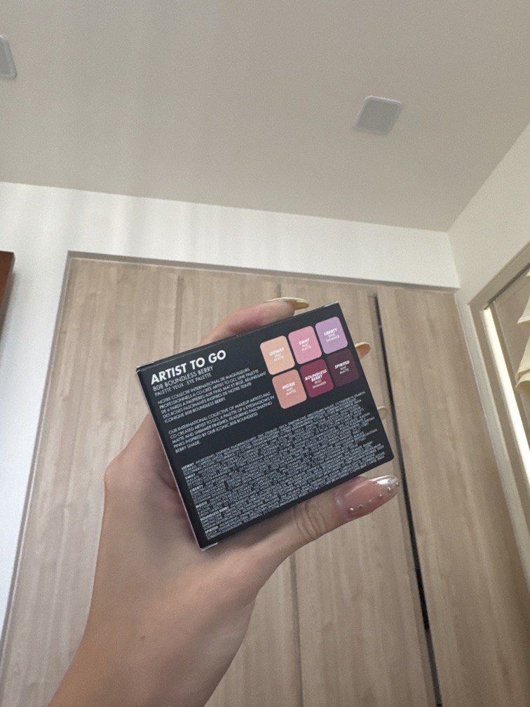 Makeup bundle (Category: Makeup) located in Singapore. Submitted by nanami12345 (Listing ID 1457193277, Image 3). Description: Makeup bundle If seperately purchased: Fenty beauty diamond bomb $40 Makeup forever 808 boundless berry eye palette $30 Makeup forever hd skin perfecting loose powder 0.1 translucent $30 Juulis lip plumper $28 Everlasting blood flower shade (76) lipstick $18 All brand new in packaging. Get the whole bundle for $120, selli