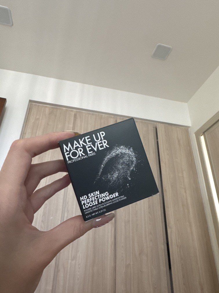 Makeup bundle (Category: Makeup) located in Singapore. Submitted by nanami12345 (Listing ID 1457193277, Image 4). Description: Makeup bundle If seperately purchased: Fenty beauty diamond bomb $40 Makeup forever 808 boundless berry eye palette $30 Makeup forever hd skin perfecting loose powder 0.1 translucent $30 Juulis lip plumper $28 Everlasting blood flower shade (76) lipstick $18 All brand new in packaging. Get the whole bundle for $100, selli
