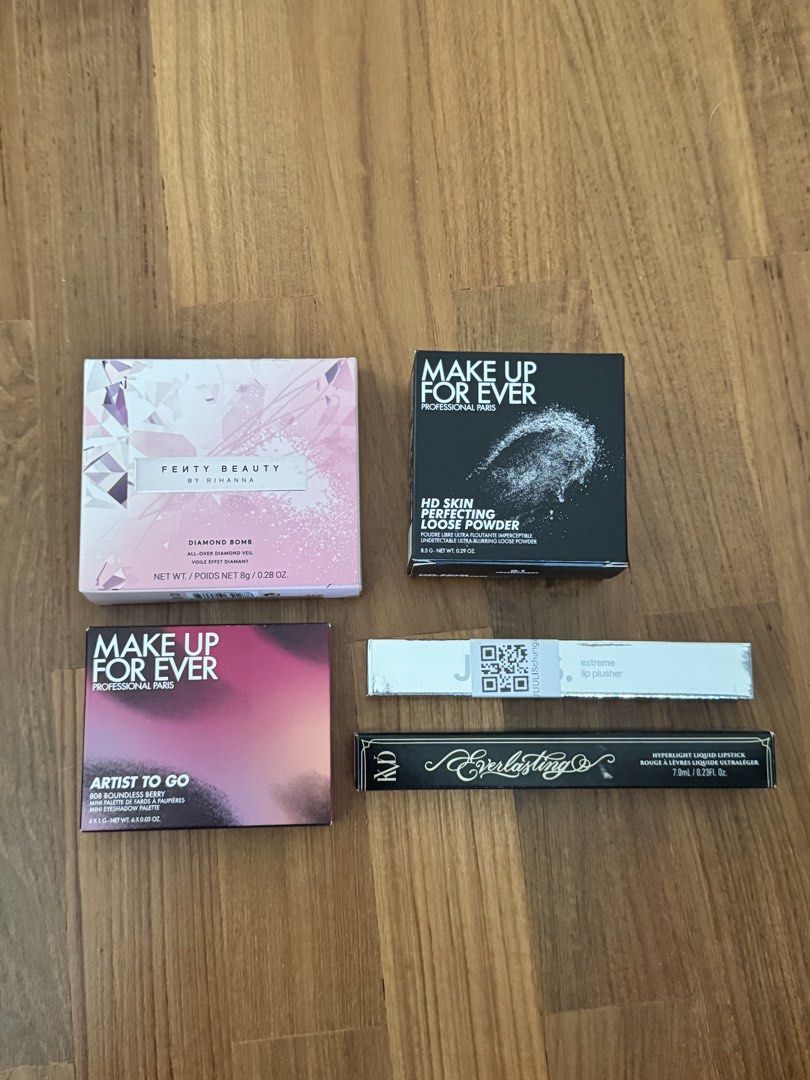 Makeup bundle (Category: Makeup) located in Singapore. Submitted by nanami12345 (Listing ID 1457193277, Image 1). Description: Makeup bundle If seperately purchased: Fenty beauty diamond bomb $40 Makeup forever 808 boundless berry eye palette $30 Makeup forever hd skin perfecting loose powder 0.1 translucent $30 Juulis lip plumper $28 Everlasting blood flower shade (76) lipstick $18 All brand new in packaging. Get the whole bundle for $120, selli