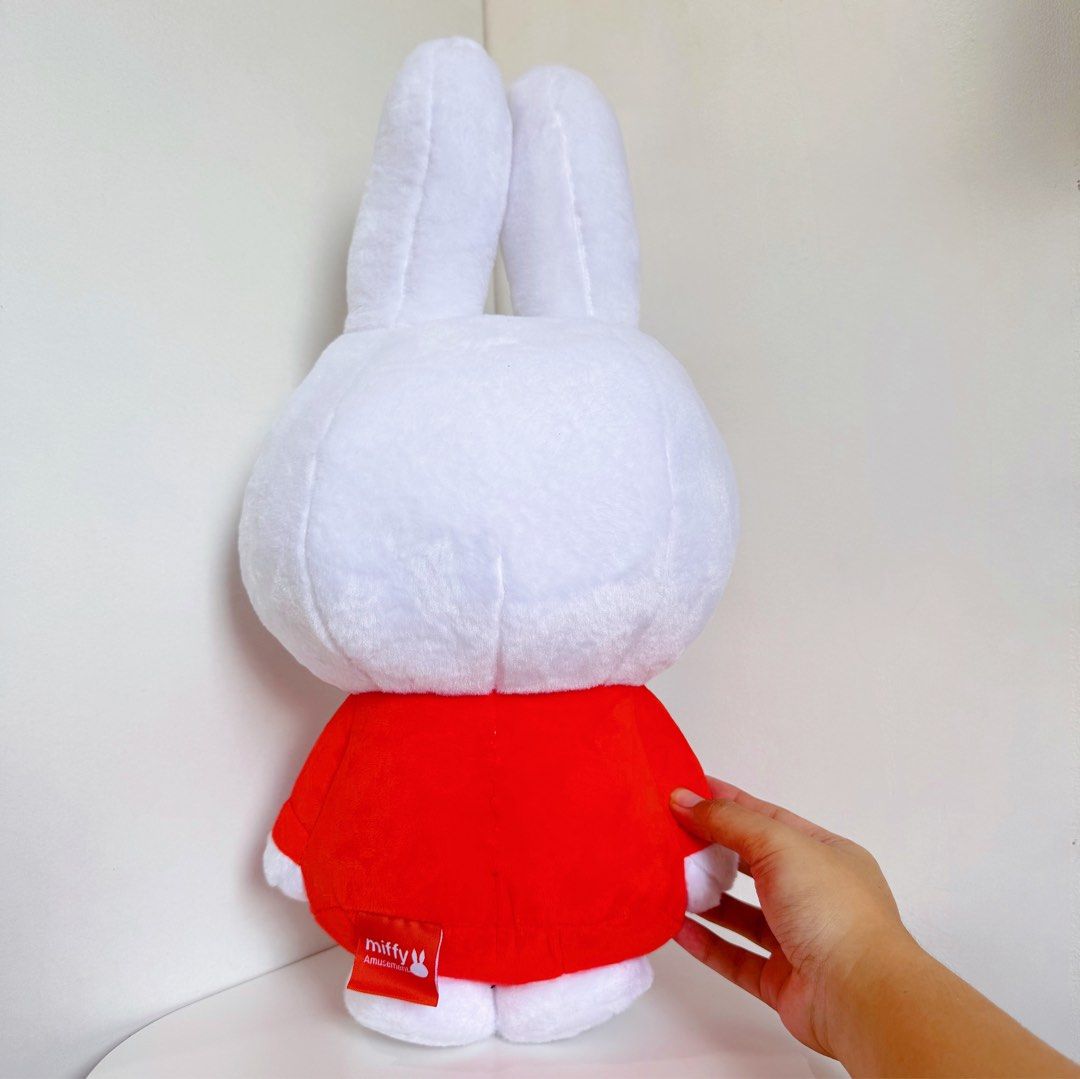 Miffy Orange Closed Eyes Plush XL (Category: Plushies & Soft Toys) located in Manila. Submitted by ashyyel_ (Listing ID 1457189955, Image 3). Description: have flaw: check last photo .