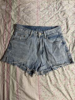 (Category: ) located in . Submitted by herellas0504 (Listing ID 1457210516, Image 1). Description: .