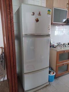 (Category: ) located in . Submitted by hatoyang (Listing ID 1457170770, Image 1). Description: .