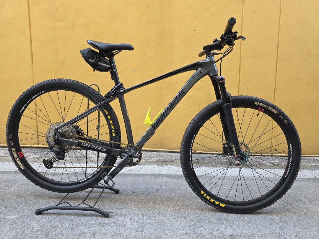 Mountainpeak "Hydra" Hardtail MTB - Size L (Category: Bicycles) located in Quezon City. Submitted by potion_slayer32 (Listing ID 1457153289, Image 1). Description: - Mountainpeak Everest mountain bike - Large aluminum alloy frame - Shimano Deore drivetrain 11 speed - SR Suntour Epixon fork - Maxxis tires -Aeroic Sadle - Includes water bottle cage - Ready for trail adventures -Rarely use since I bought it..