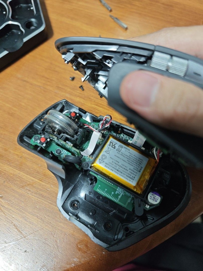 Mouse problem fixing (Category: Mouse & Mousepads) located in Singapore. Submitted by anypirate (Listing ID 1457150357, Image 1). Description: Repair service for mouse problems like double clicking, scroll wheel jumping or battery issues $37 for the service. additional cost for parts will be discussed with the buyer before proceeding. models repaired Logitech MX master 2 3 3s Logitech MX anywhere razer mice steelseries ploopy final series mouse.