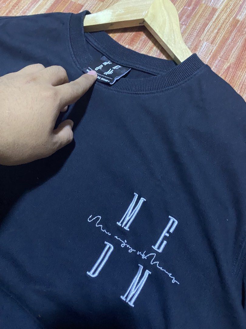Mr enjoy da money black small logo (Category: Tshirts & Polo Shirts ) located in Manila. Submitted by drip-from-thrift (Listing ID 1457265388, Image 2). Description: .