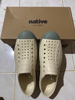 (Category: ) located in . Submitted by kix.cheapfinds (Listing ID 1457283820, Image 1). Description: .