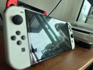 （分類：）位於 。 由 b10310103 提交（商品編號 1457213843，圖片 1）。簡介： 。